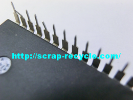 IC(長方形、プラスチック、黒)